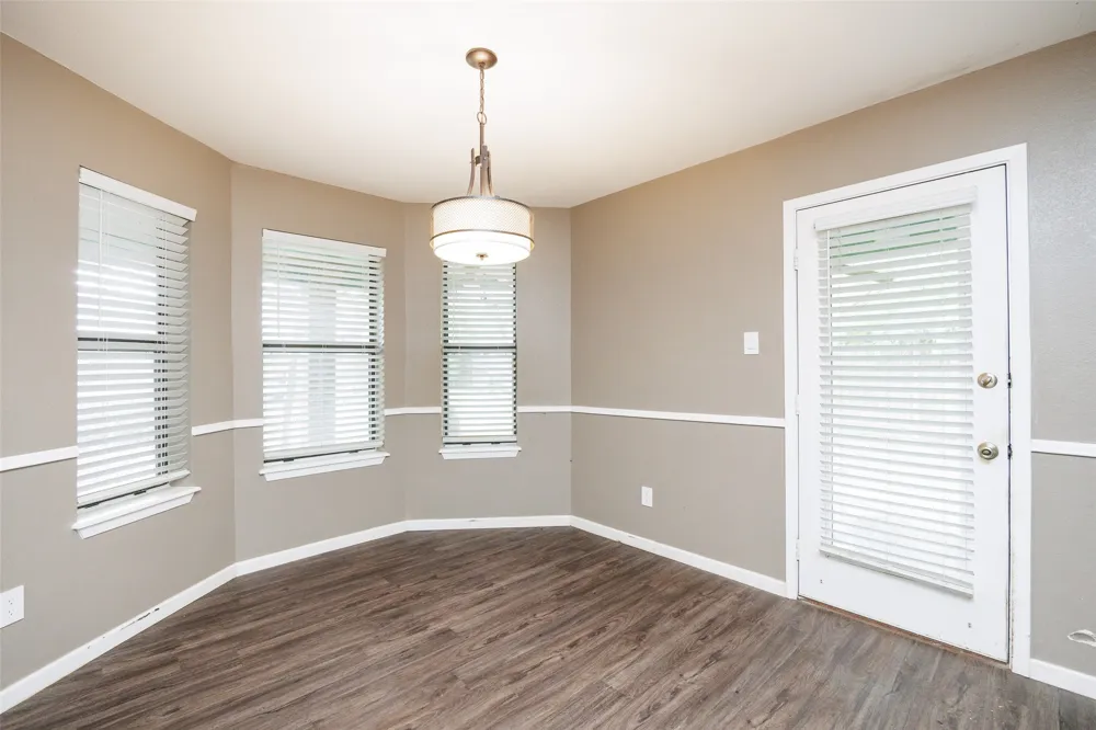 320 Long Pointe Drive Portland, TX 78374