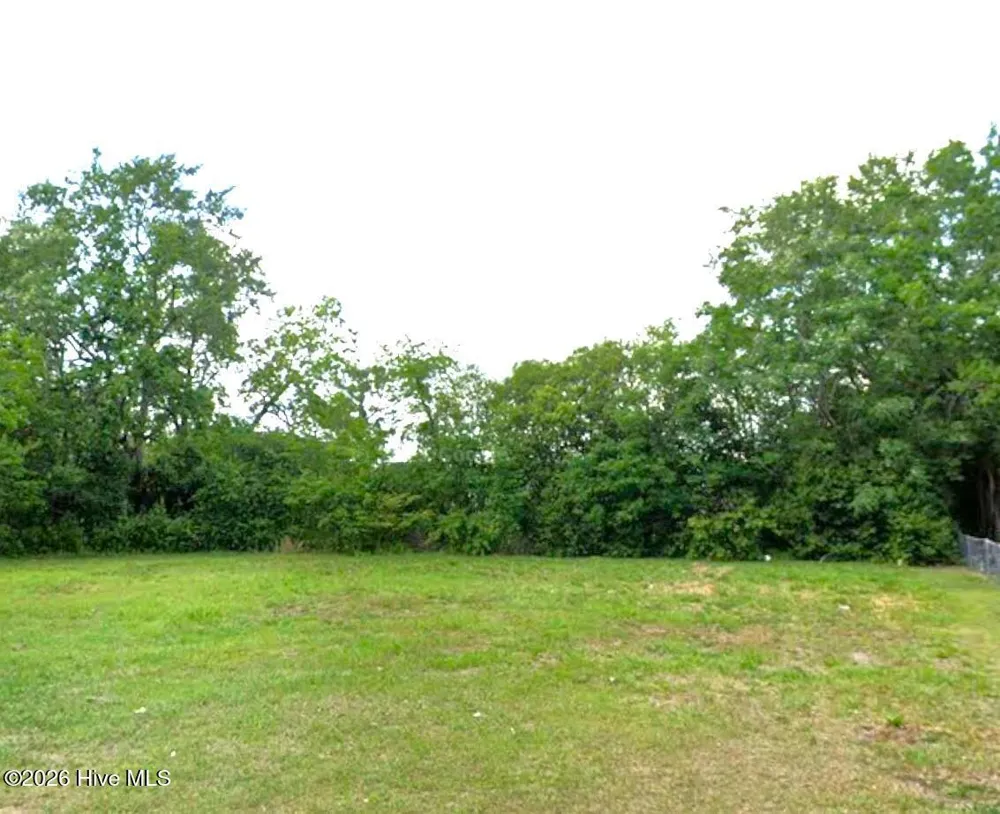 2312 Burke Street Lumberton, NC 28358