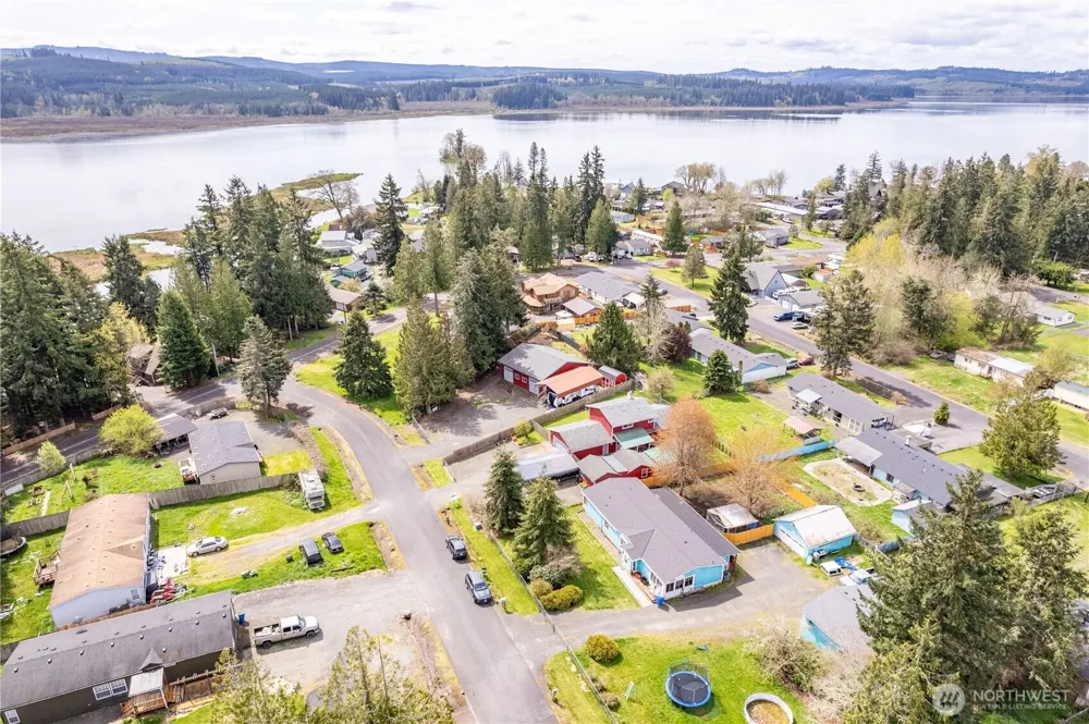 116 Mason Road Silverlake, WA 98645