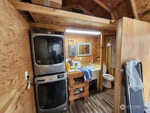 116 Mason Road Silverlake, WA 98645
