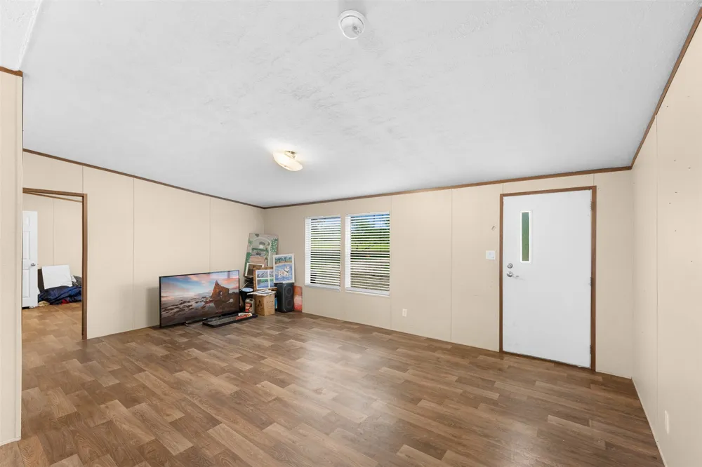 6497 Taylorsville Road Dale, TX 78616