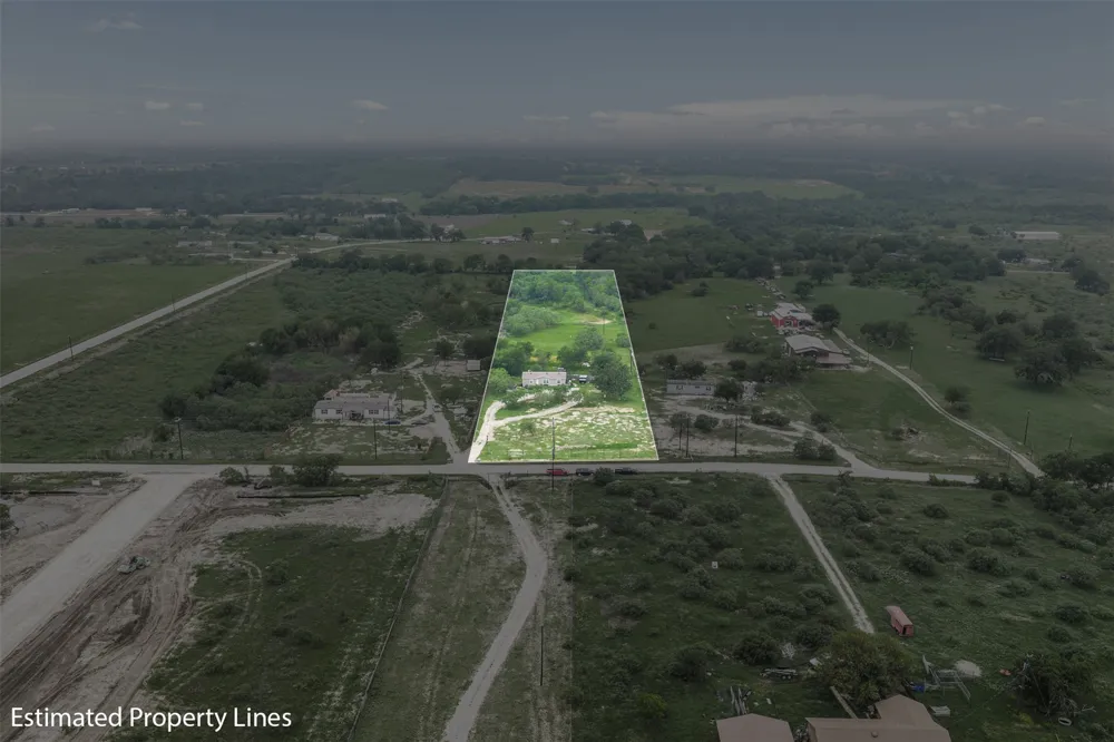 6497 Taylorsville Road Dale, TX 78616