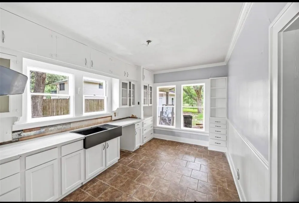 212 W Alabama Street Wharton, TX 77488