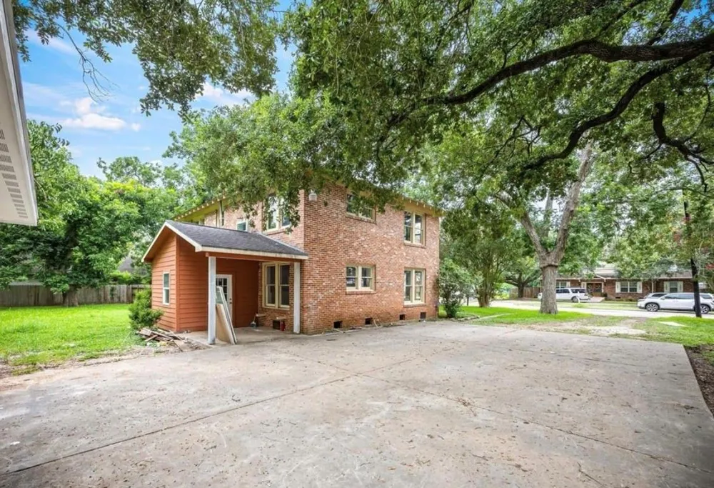 212 W Alabama Street Wharton, TX 77488