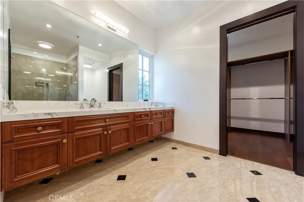 1578 Jade Street North Tustin, CA 92705