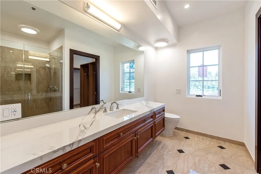 1578 Jade Street North Tustin, CA 92705
