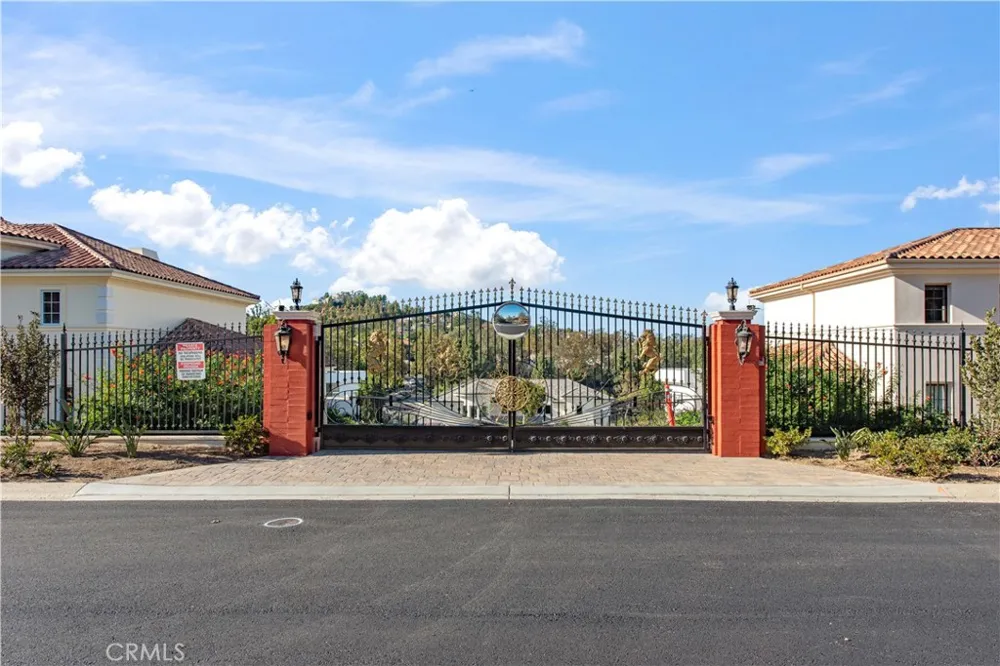 1578 Jade Street North Tustin, CA 92705