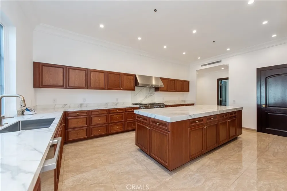 1578 Jade Street North Tustin, CA 92705
