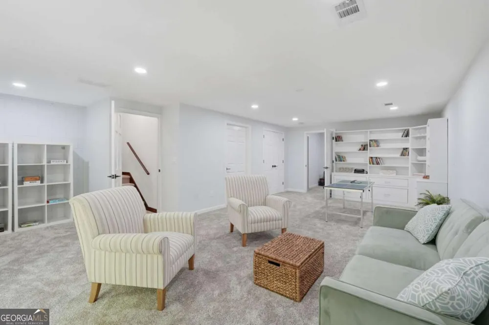 225 Windflower DR Big Canoe, GA 30143