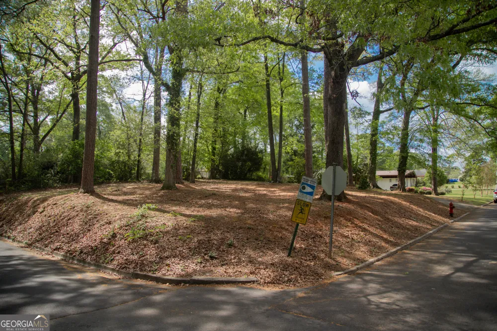 703 Greenwood RD Thomaston, GA 30286
