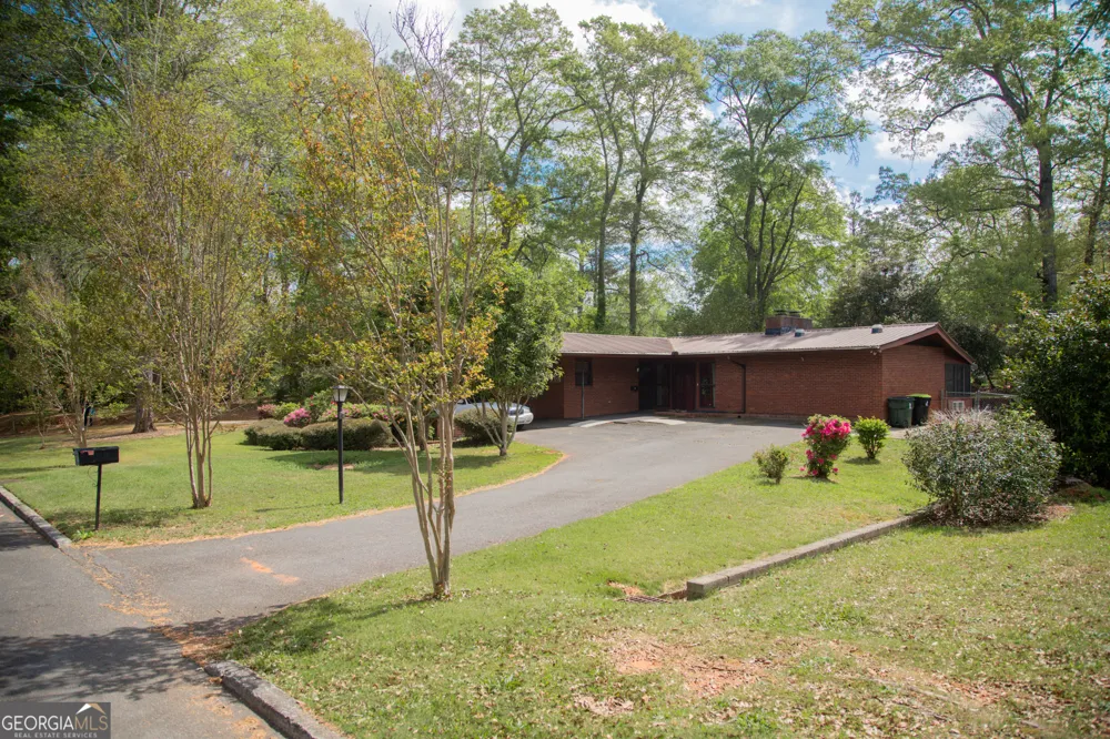 703 Greenwood RD Thomaston, GA 30286