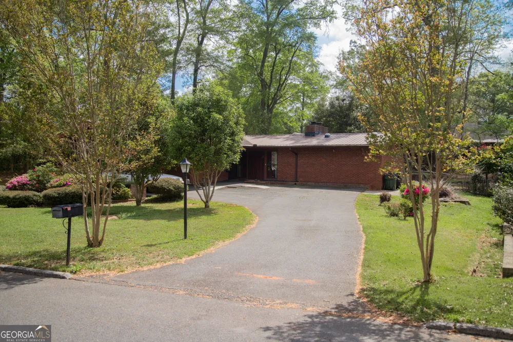 703 Greenwood RD Thomaston, GA 30286