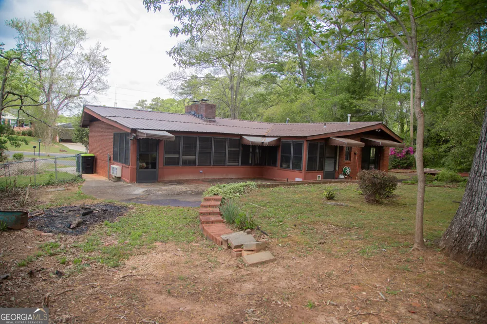 703 Greenwood RD Thomaston, GA 30286