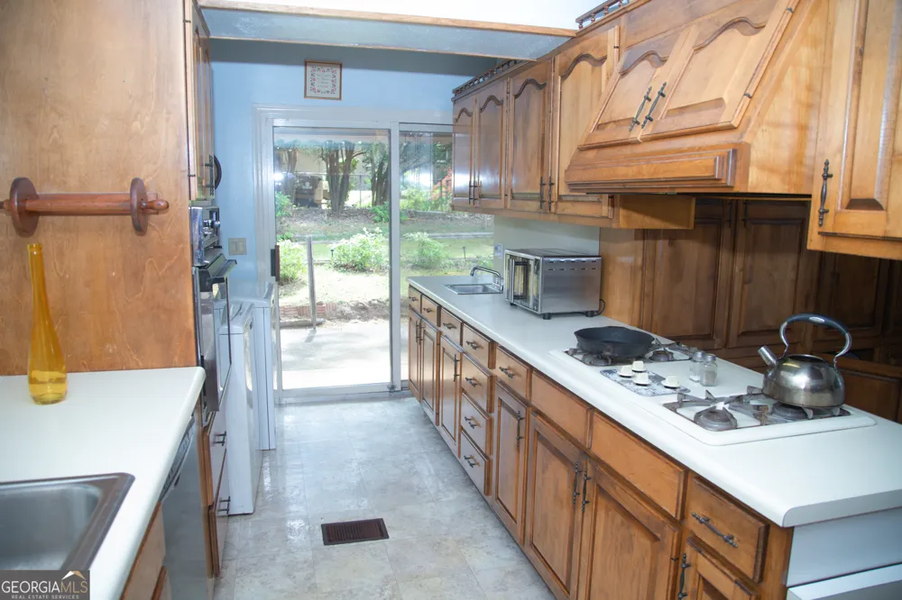 703 Greenwood RD Thomaston, GA 30286