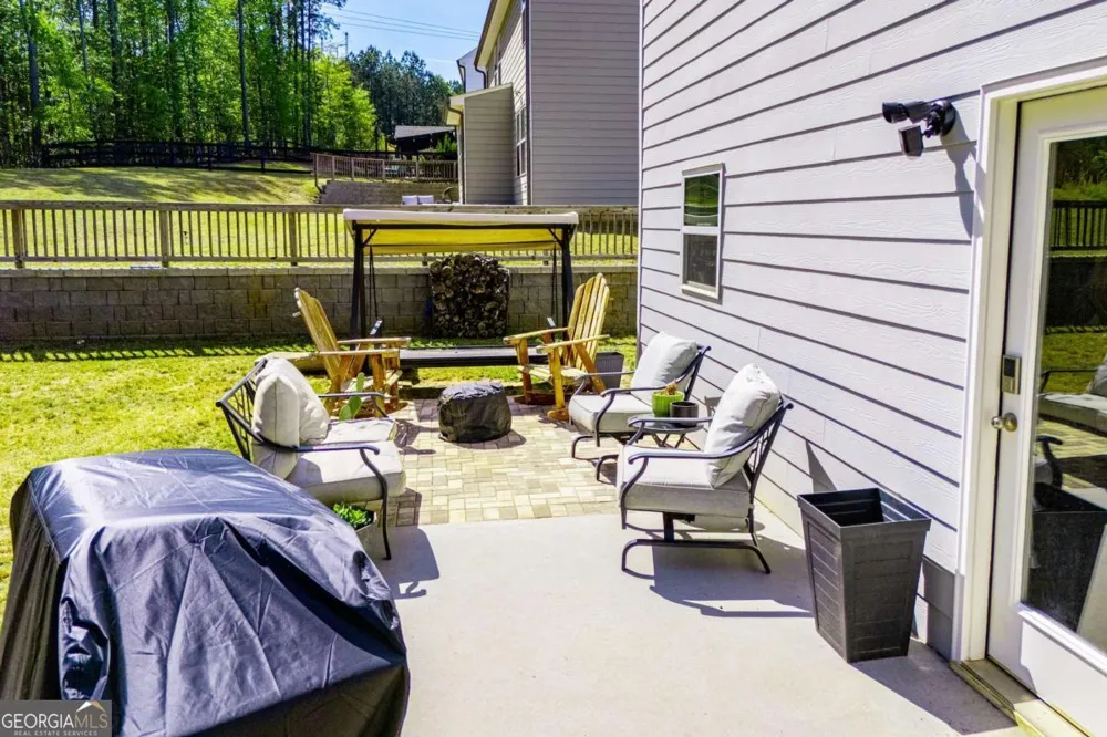 512 Silver Leaf PKWY Bremen, GA 30110