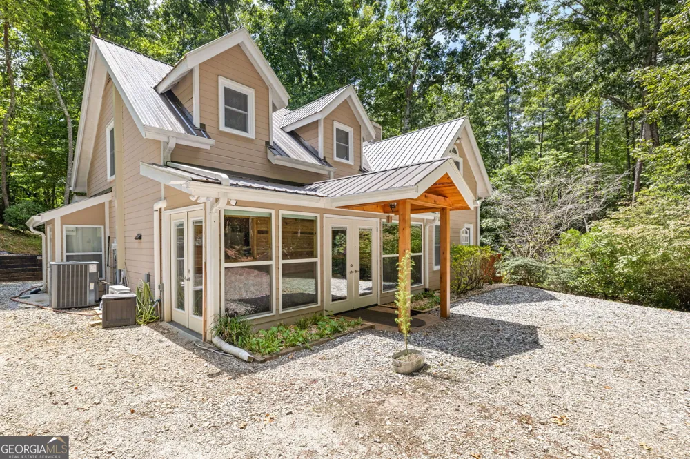 530 N Quail TRL Clarkesville, GA 30523