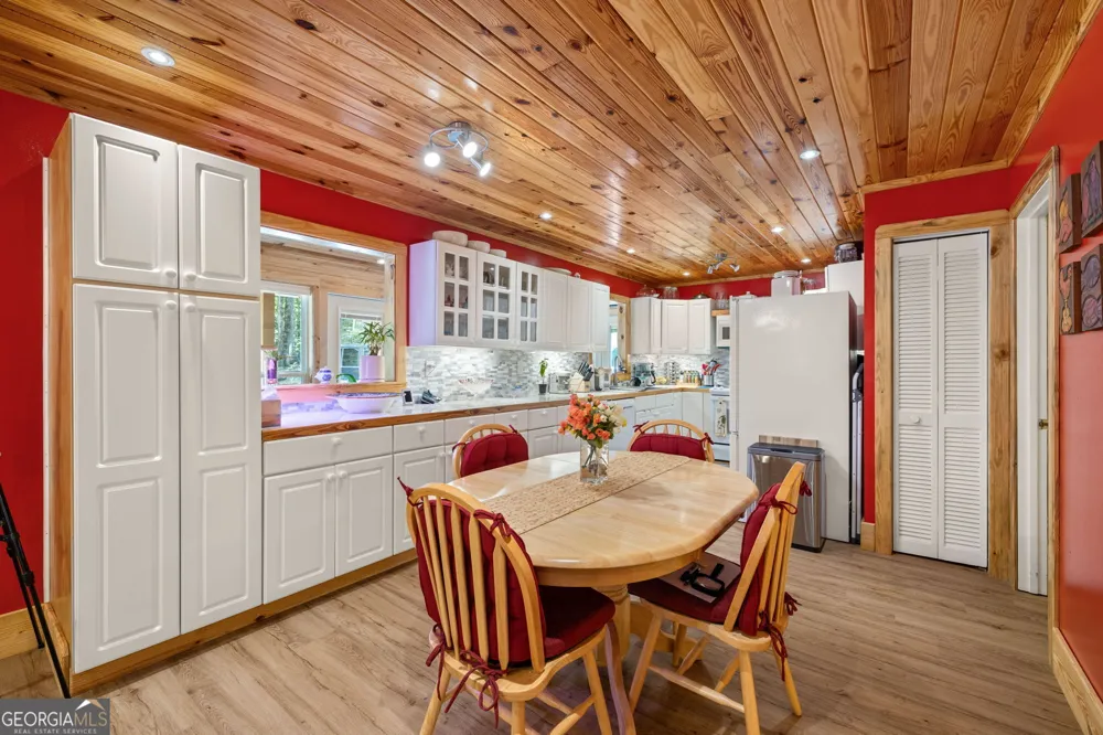 530 N Quail TRL Clarkesville, GA 30523