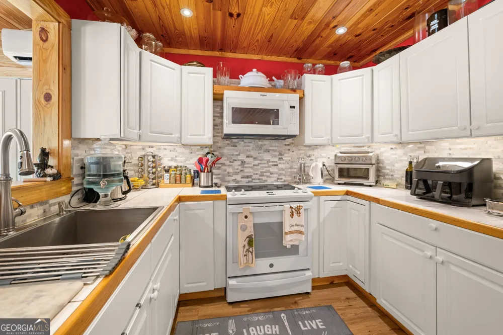 530 N Quail TRL Clarkesville, GA 30523