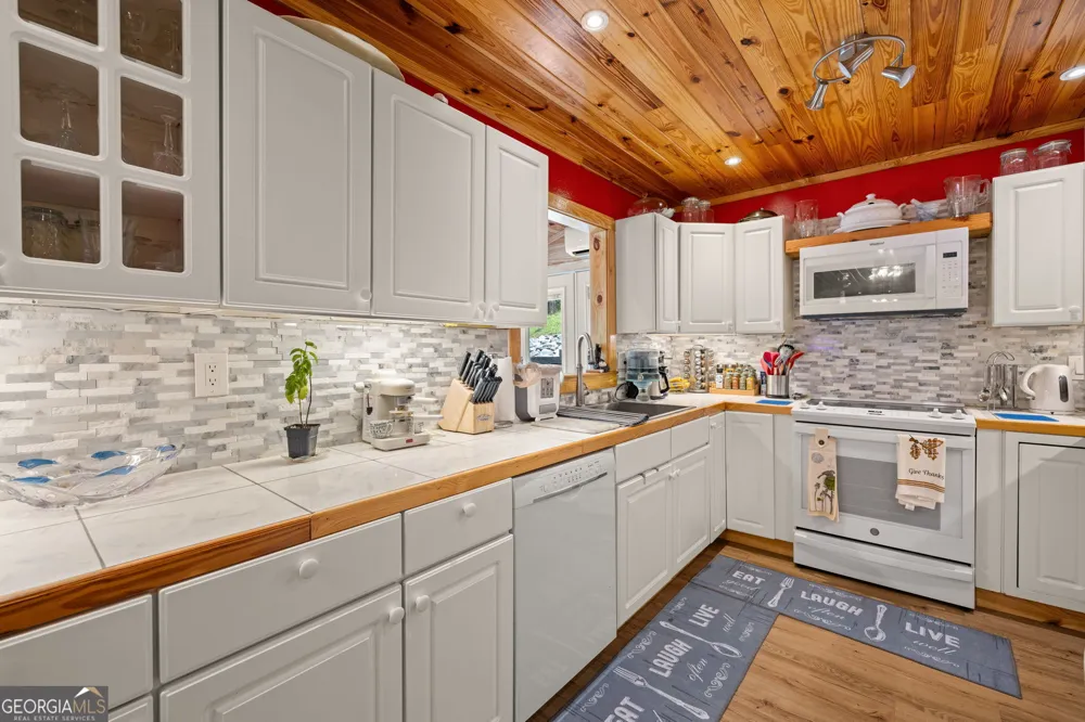 530 N Quail TRL Clarkesville, GA 30523