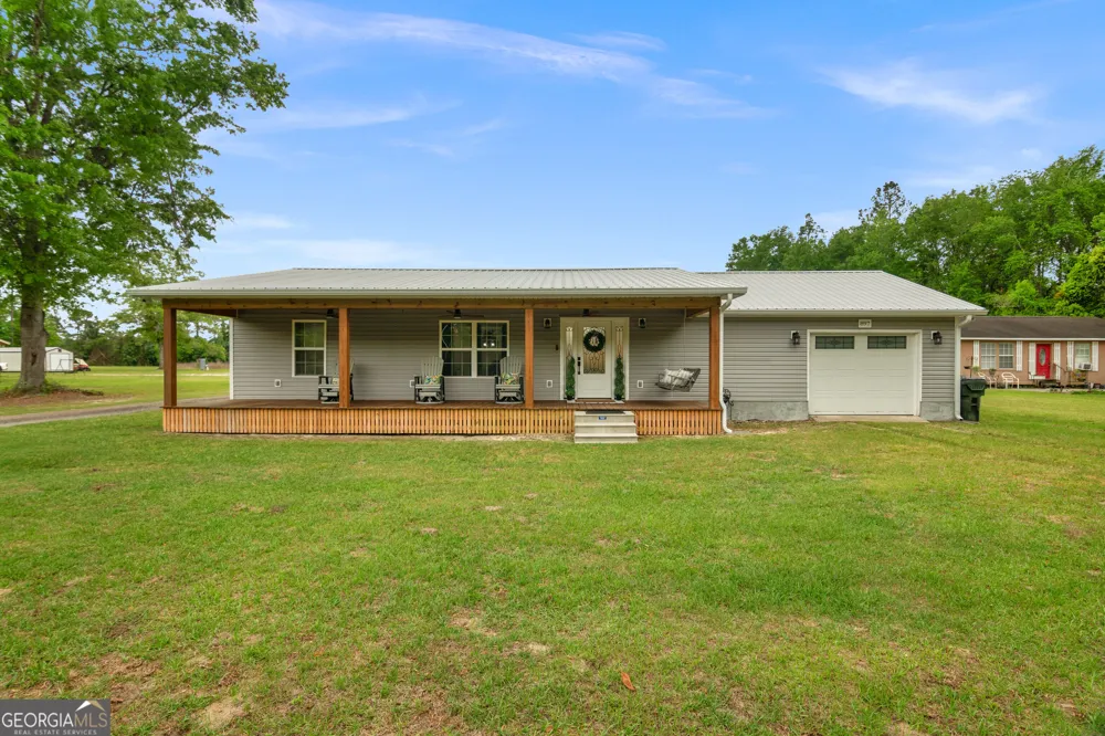 897 Empire RD Jesup, GA 31545