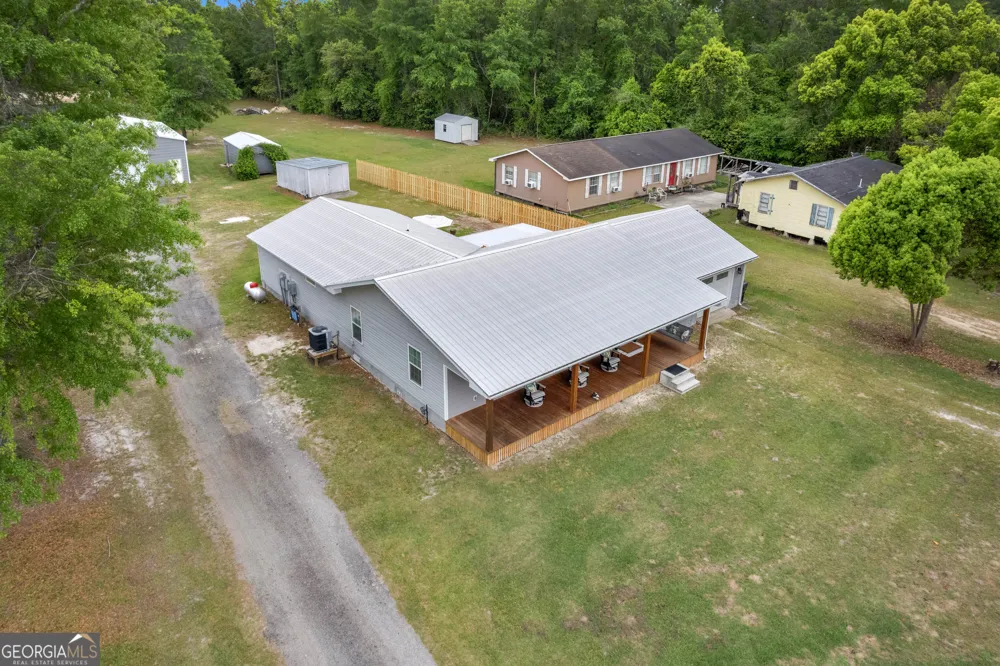 897 Empire RD Jesup, GA 31545