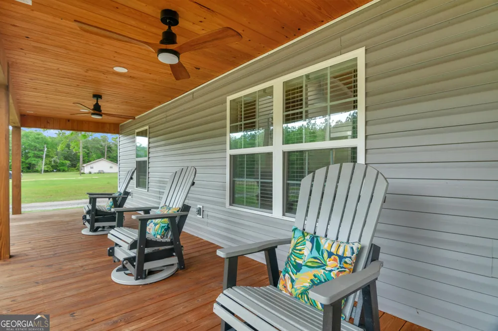 897 Empire RD Jesup, GA 31545
