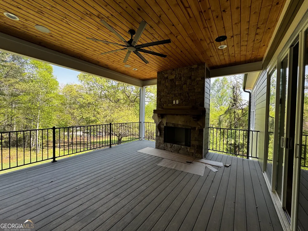 260 Edgewater TRL S Toccoa, GA 30577