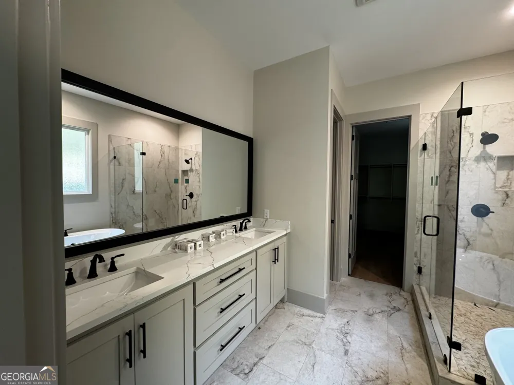 260 Edgewater TRL S Toccoa, GA 30577
