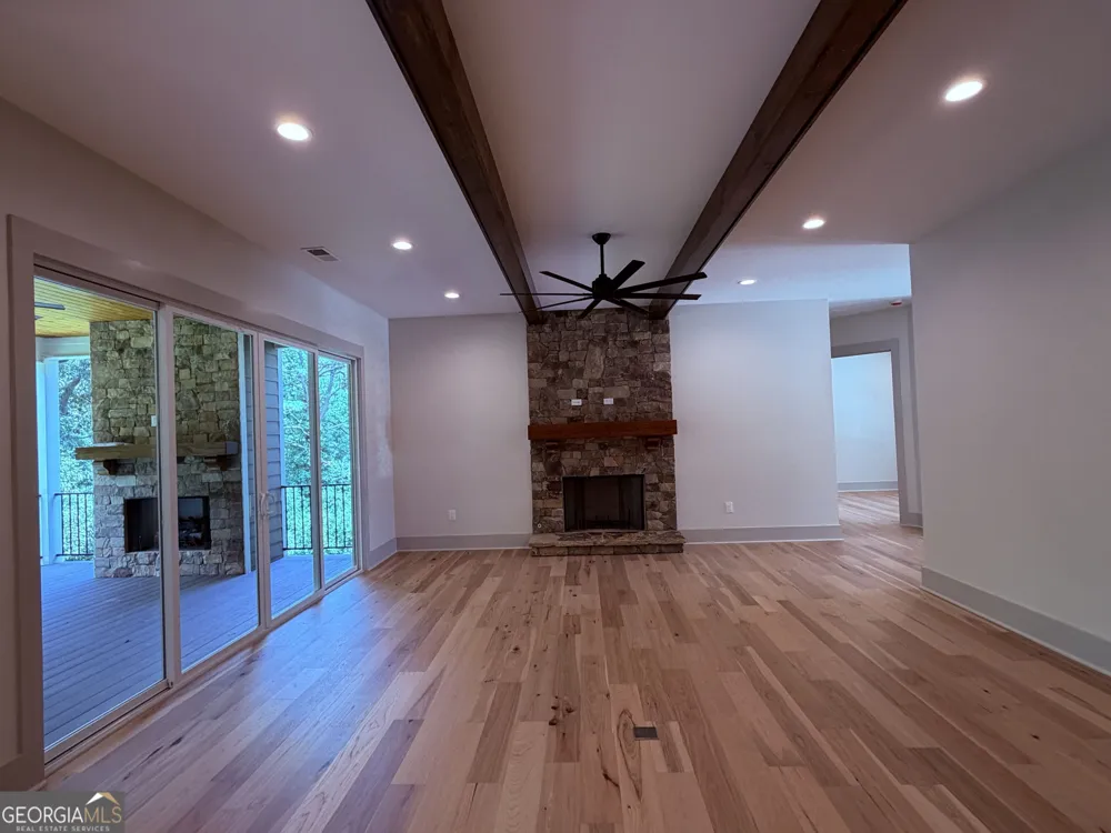 260 Edgewater TRL S Toccoa, GA 30577
