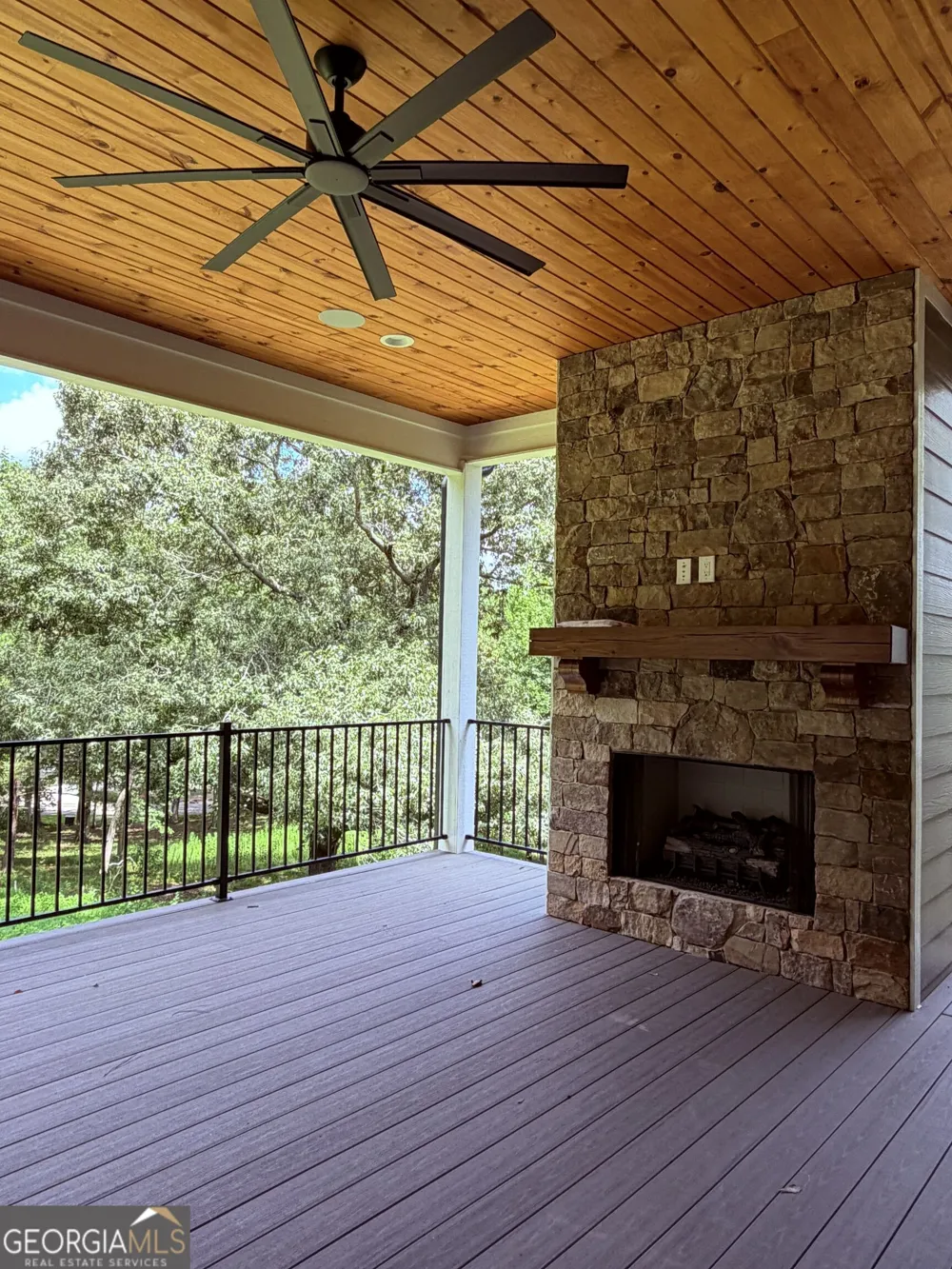 260 Edgewater TRL S Toccoa, GA 30577