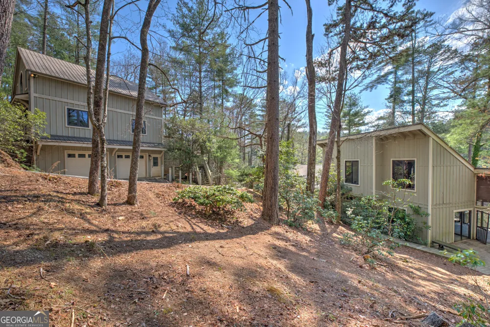 91 Dragway LN Lakemont, GA 30552