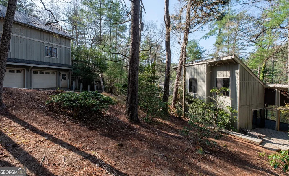 91 Dragway LN Lakemont, GA 30552