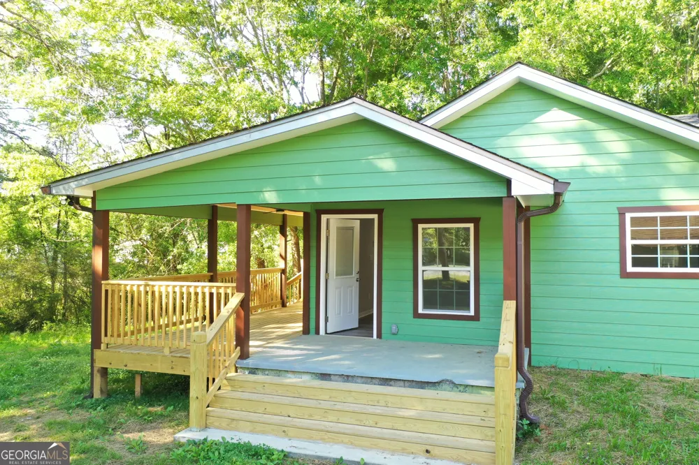 109 Vernon ST Toccoa, GA 30577