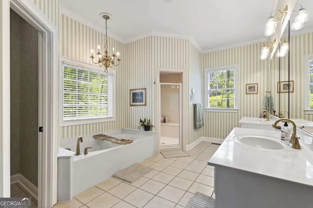 54 Meadow LN Hawkinsville, GA 31036