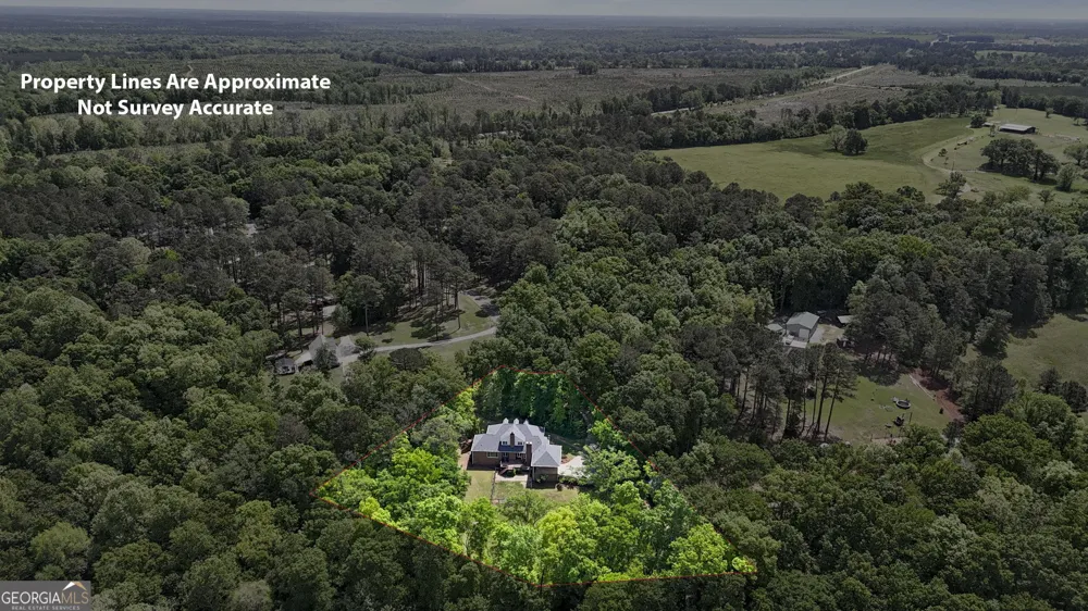 54 Meadow LN Hawkinsville, GA 31036