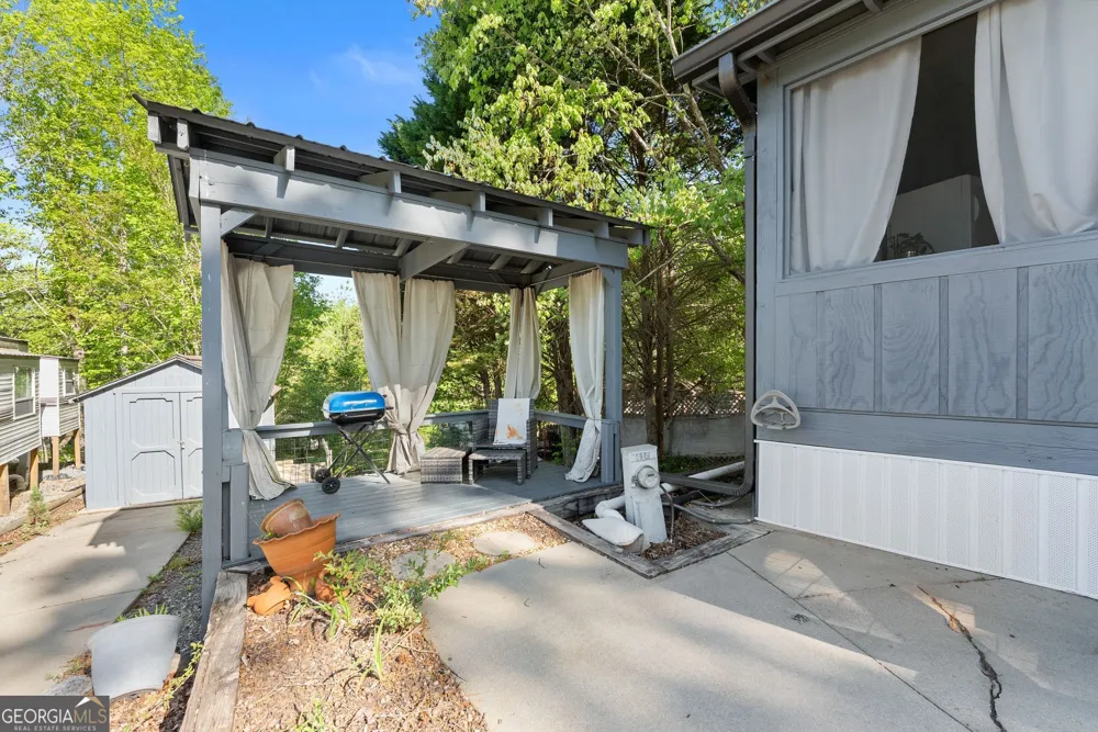42 Nomad TRL Cleveland, GA 30528
