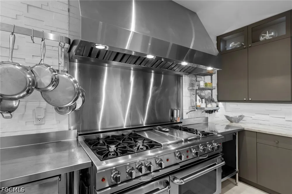 Waxmyrtle Way Naples, FL 34109