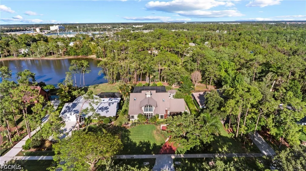 Waxmyrtle Way Naples, FL 34109