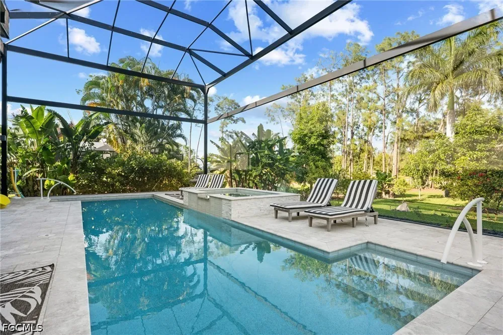 Waxmyrtle Way Naples, FL 34109