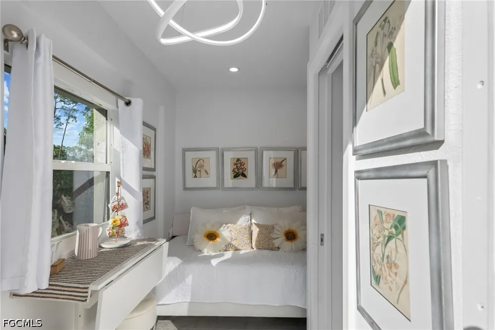 Waxmyrtle Way Naples, FL 34109