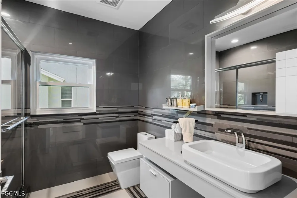 Waxmyrtle Way Naples, FL 34109