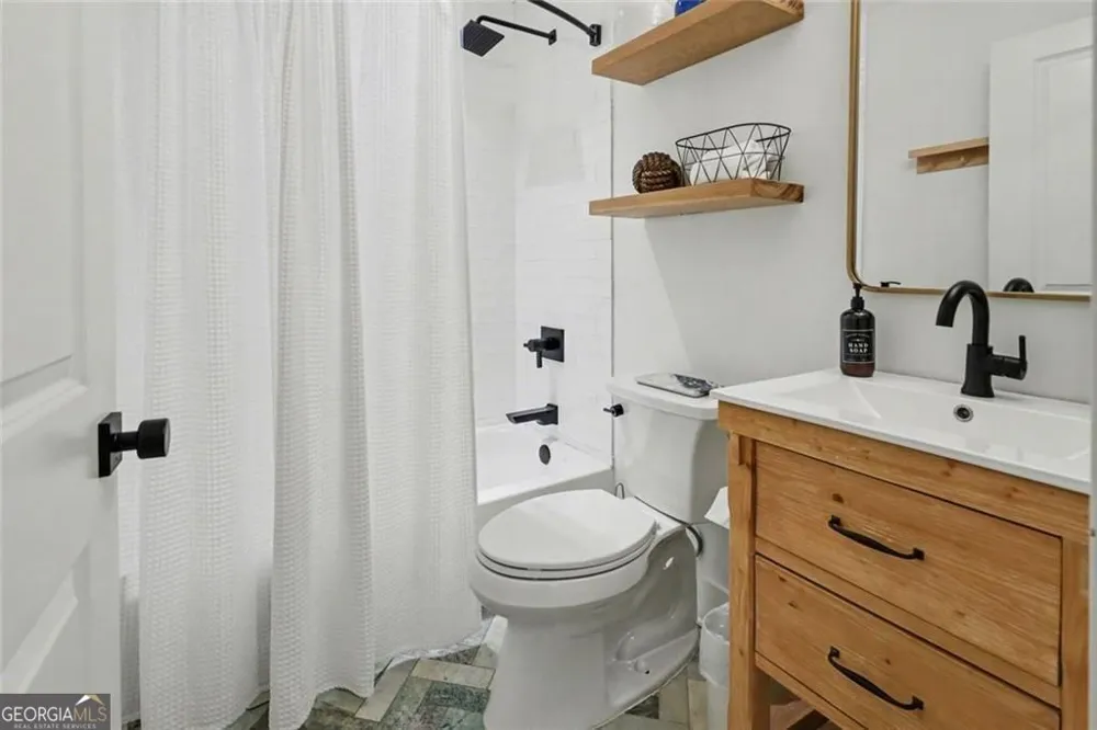 159 Manor Oak TRL Toccoa, GA 30577
