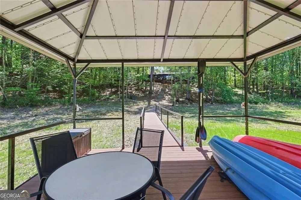 159 Manor Oak TRL Toccoa, GA 30577