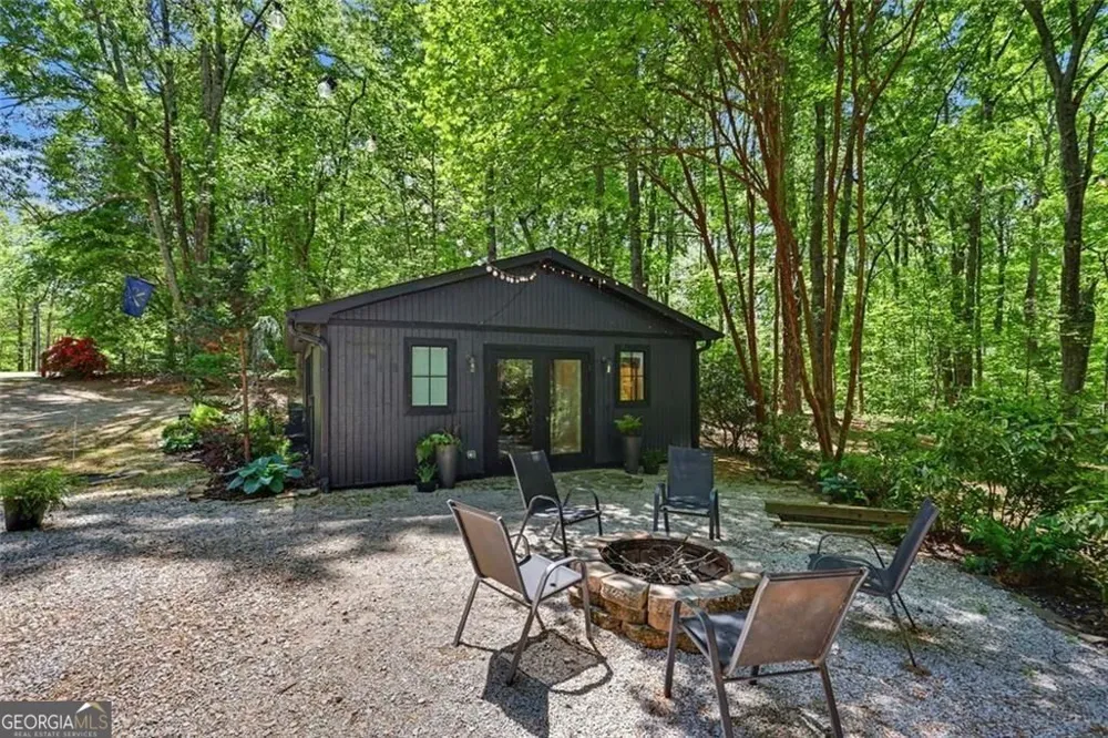 159 Manor Oak TRL Toccoa, GA 30577