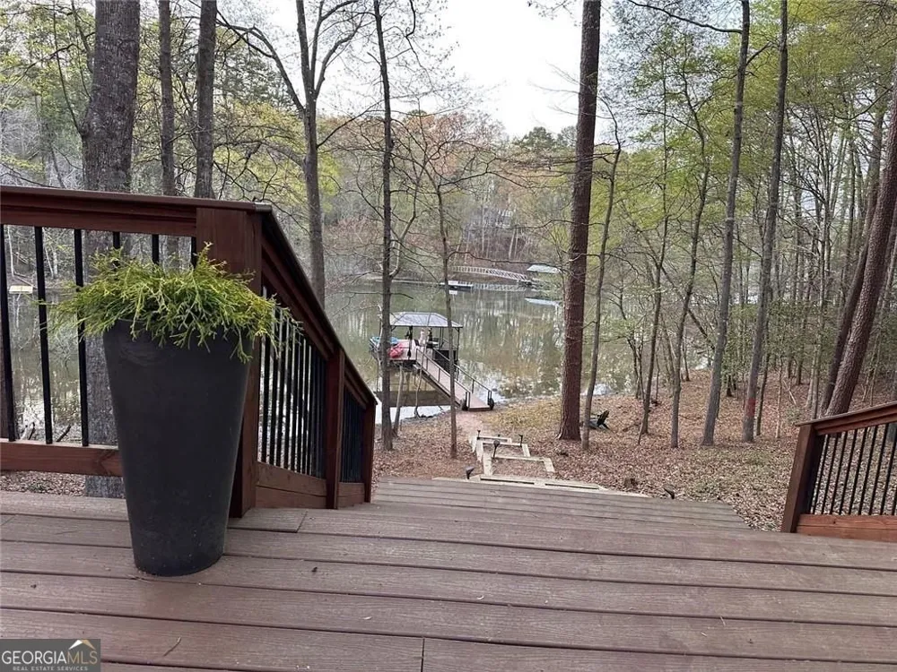 159 Manor Oak TRL Toccoa, GA 30577