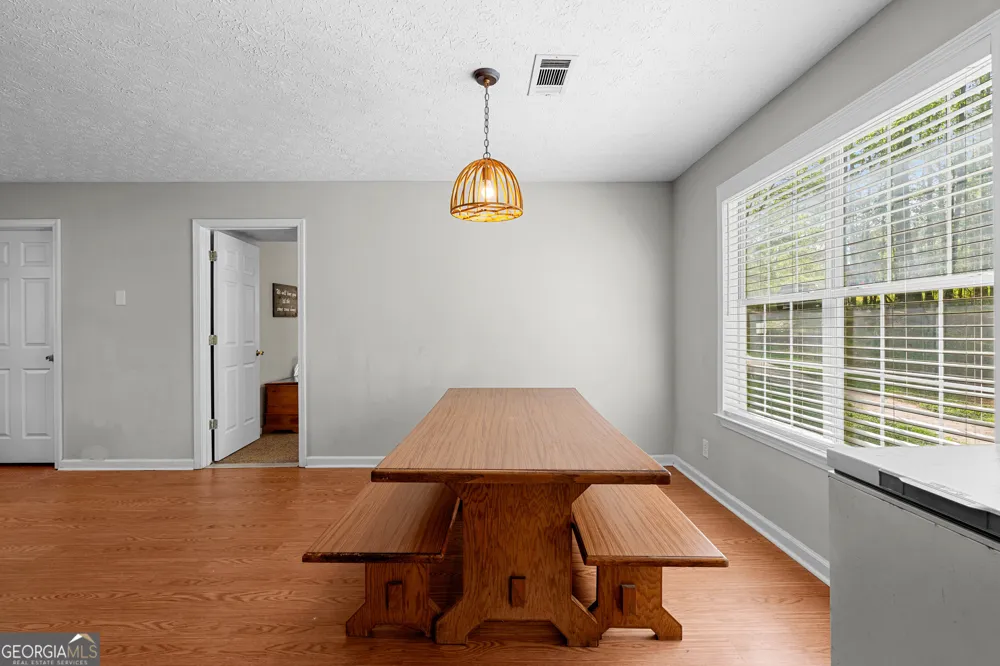 6094 Old Zebulon RD Concord, GA 30206