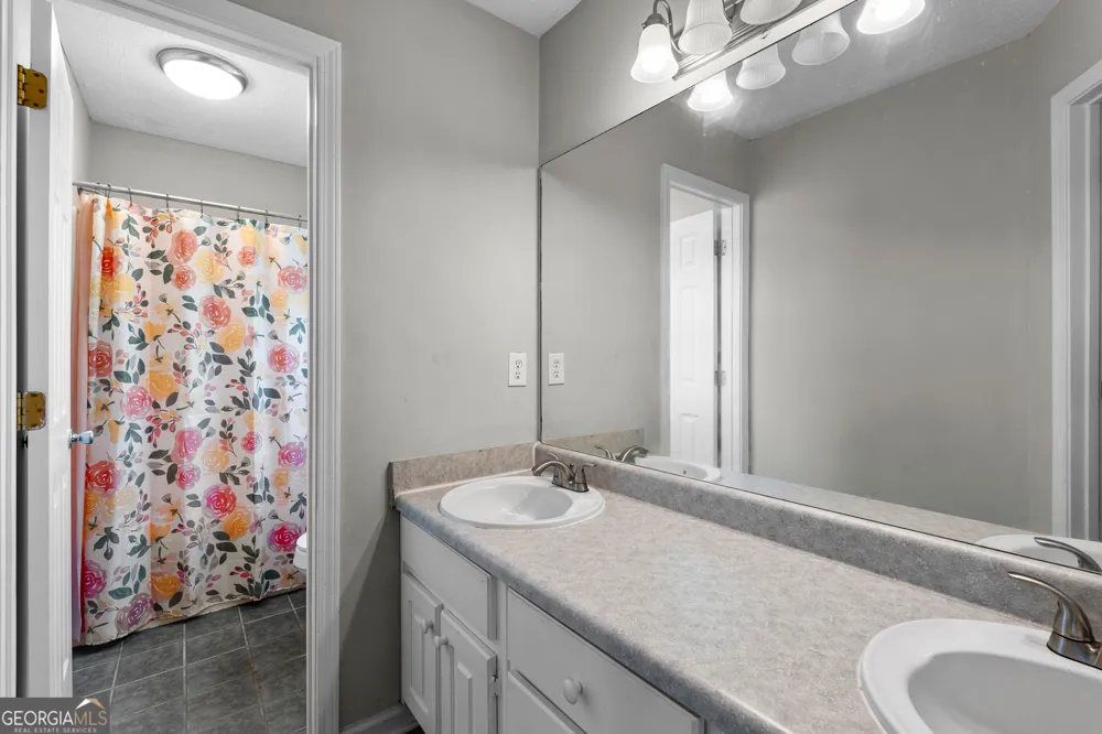 6094 Old Zebulon RD Concord, GA 30206