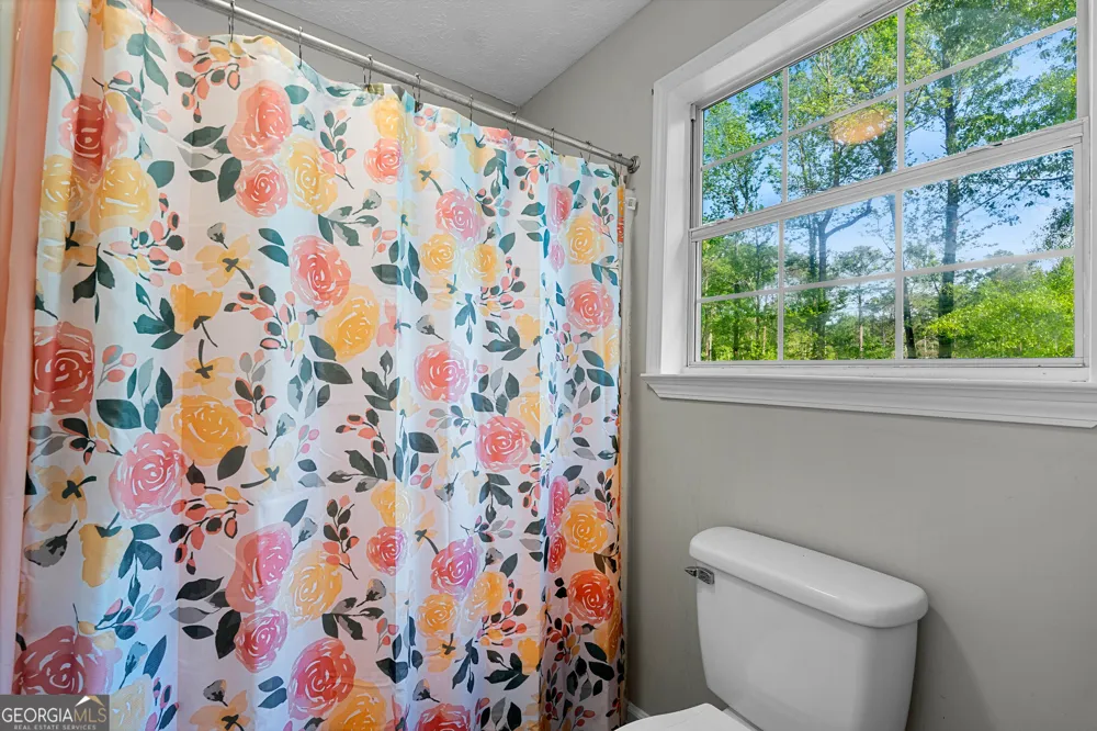 6094 Old Zebulon RD Concord, GA 30206
