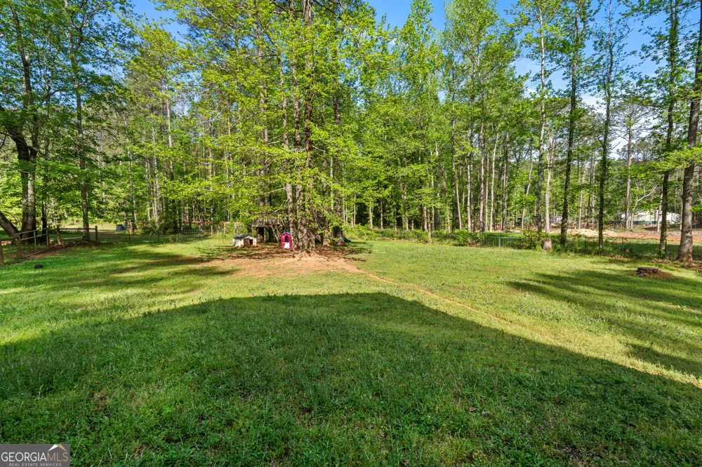 6094 Old Zebulon RD Concord, GA 30206