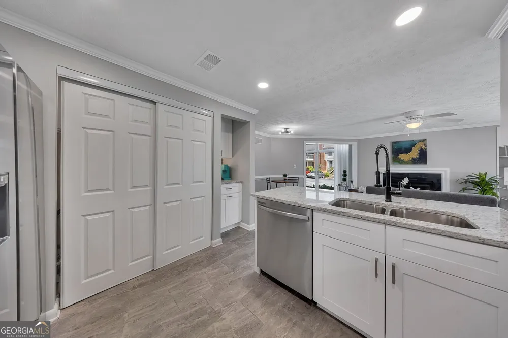 1321 Keys Lake DR NE Brookhaven, GA 30319